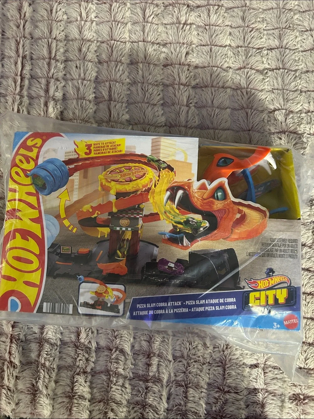 Hot Wheels pizza slam cobra  Attack  Playset new